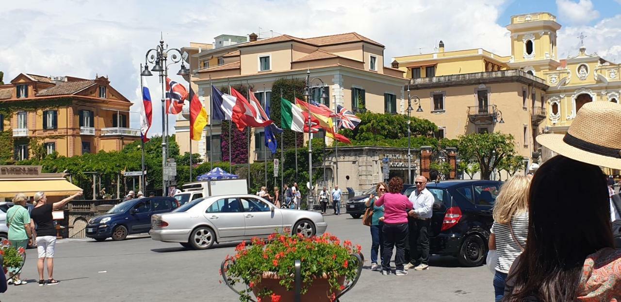 B&B Maison D'Art Sorrento Exterior photo